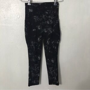 Lululemon leggings size 2